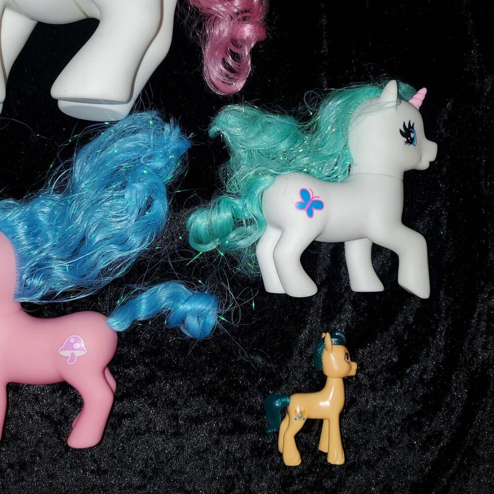 Little Pony - Picture 4 of 4